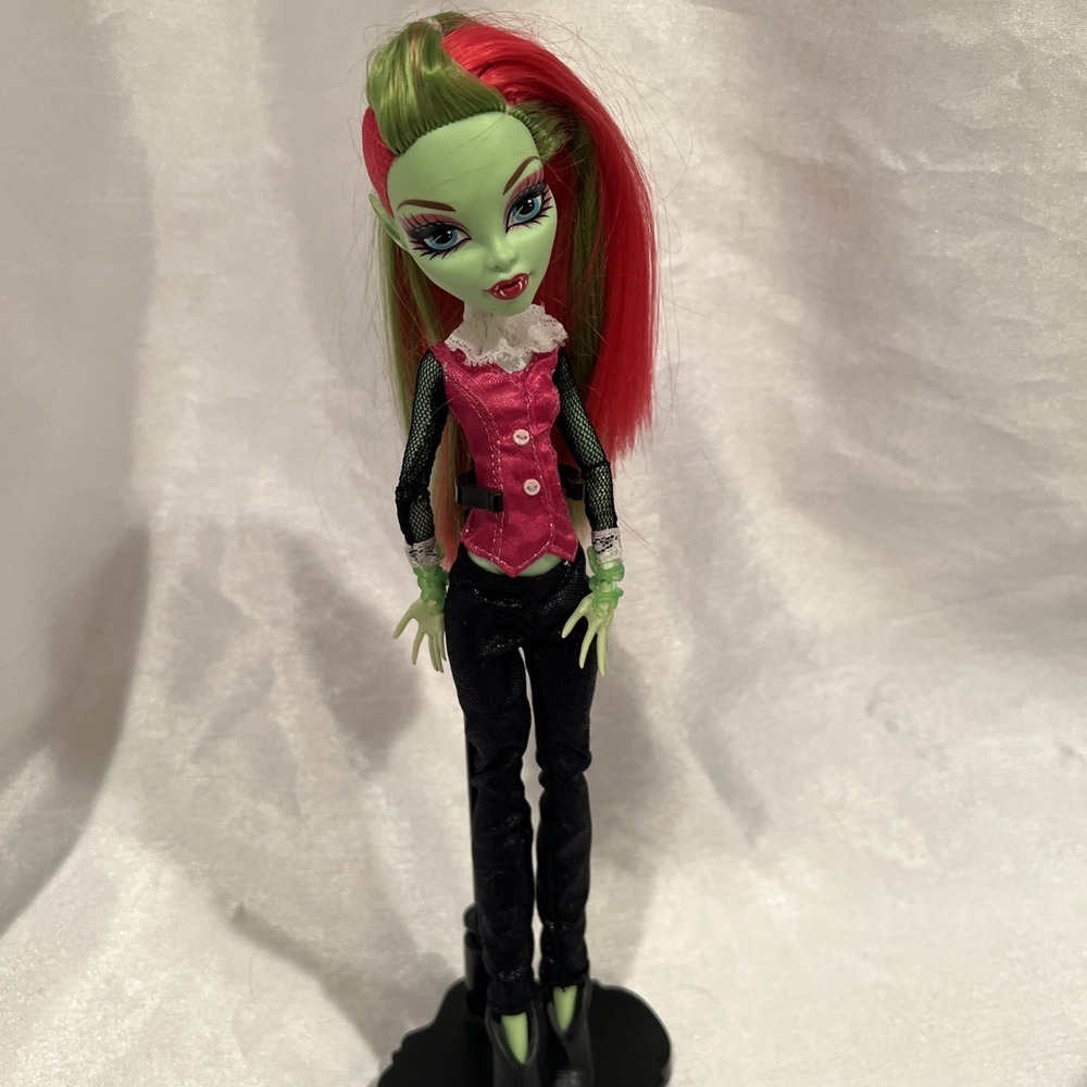Monster High Doll Venus McFlytrap  Figure Mattel 2011